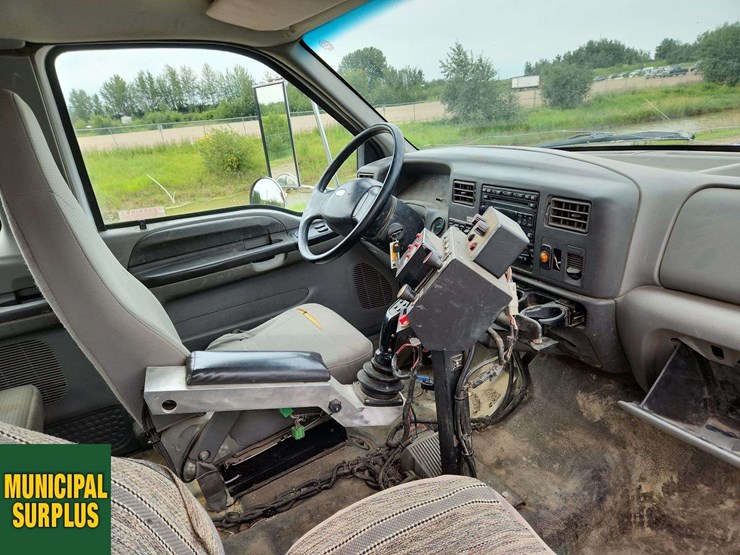 2008-ford-f750-image-12