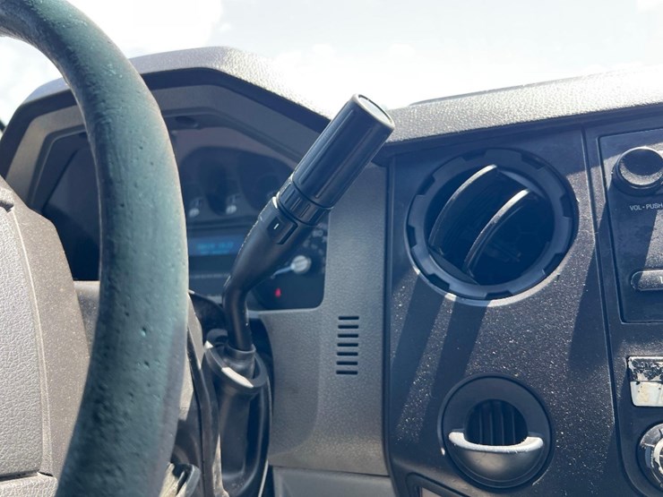 2015-ford-f450-xl-image-36