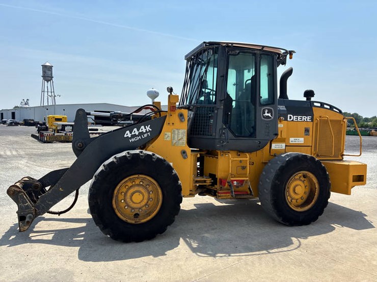 2018-john-deere-2018-image-9