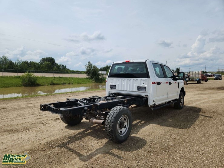 2019-ford-f350-image-4