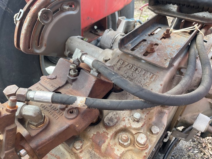 massey-ferguson-245-image-9