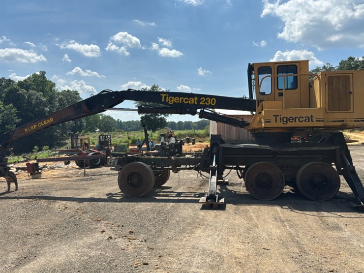 tigercat-230-image-2