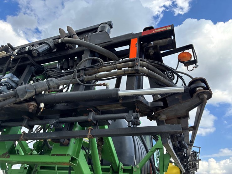 2003-john-deere-4710-image-48