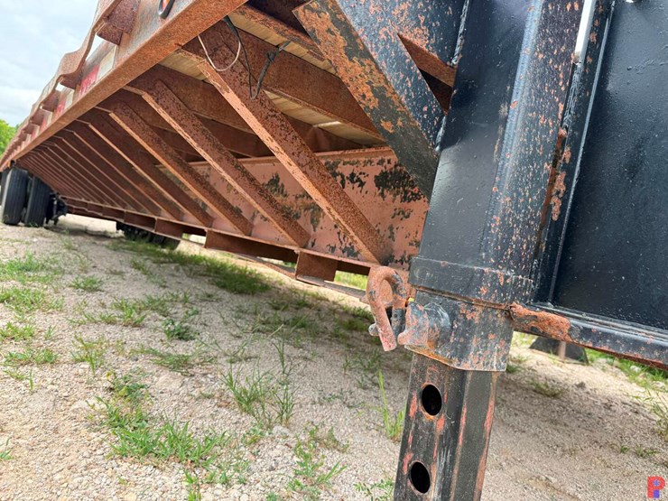 2005-jamies-welding-40’-x-102”-t/a-dual-whl.-flatbed-gooseneck-trailer-image-13