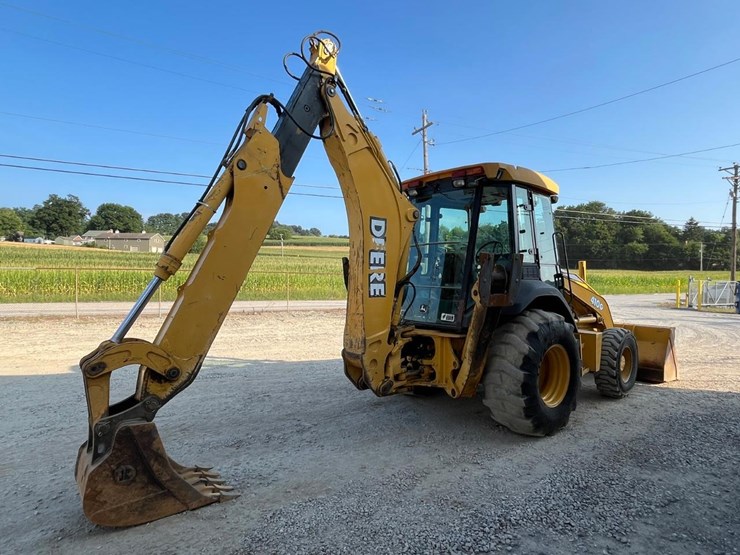 deere-410g-image-5
