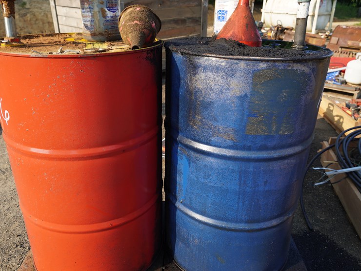 #146-•-2-steel-oil-barrels-image-2