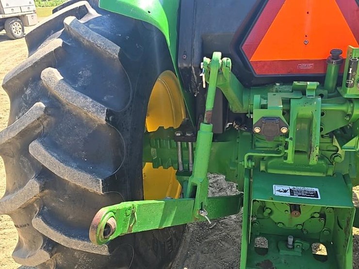 2015-john-deere-5065e-image-27