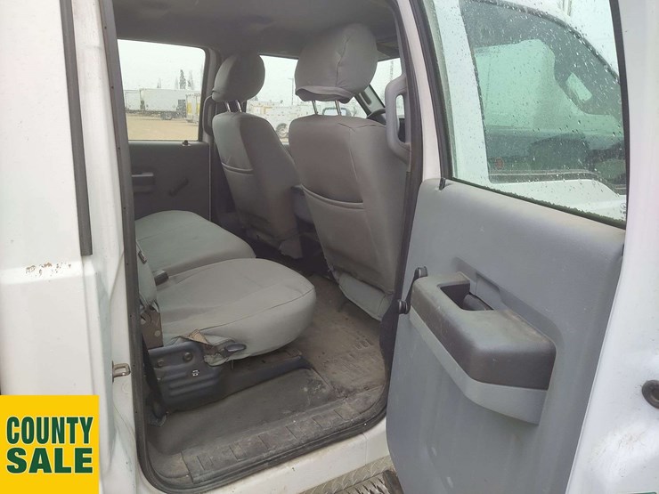 2012-ford-f350-image-23