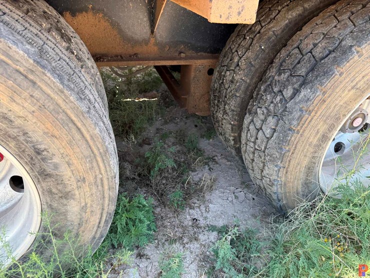 2012-total-equipment-and-service-15k-1-1/4”-4-axle-coil-tubing--trailer-image-36