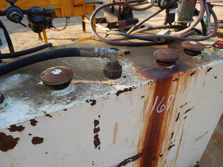 #169-•-oil-dispenser-image-6