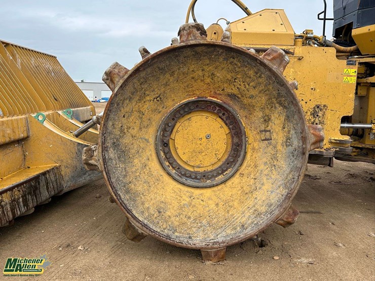 2016-caterpillar-836k-image-10