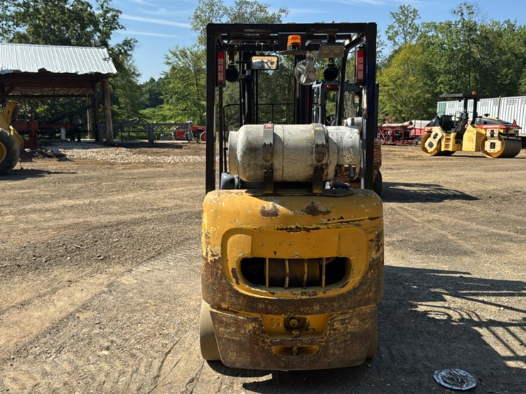 komatsu-fg20-11-image-4