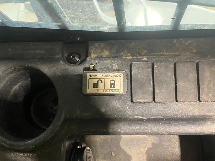 takeuchi-tl12v2-image-28