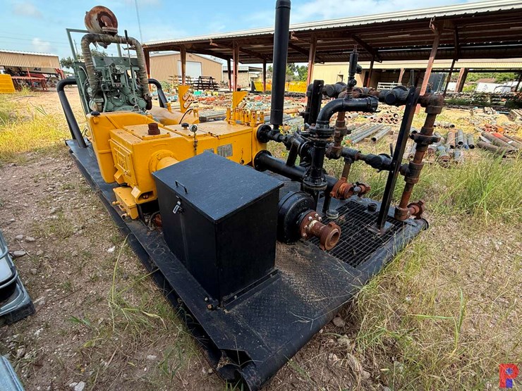jws-165l-triplex-well-service-pump-p/b-detroit-diesel,-skidded-image-8