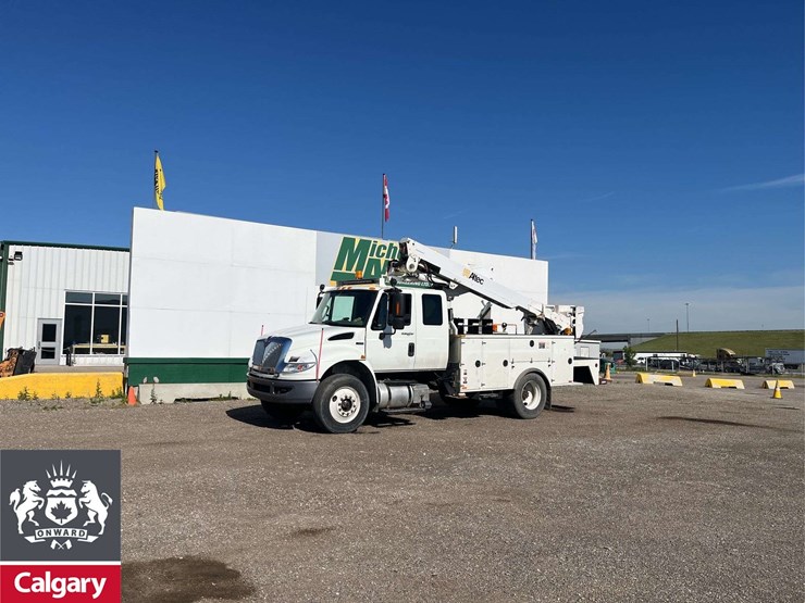 2013-international-durastar-4300-image-1
