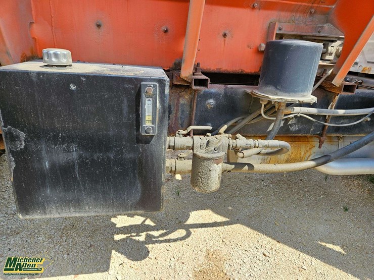 2006-international-durastar-4400-image-9