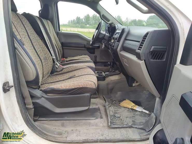 2019-ford-f350-image-17