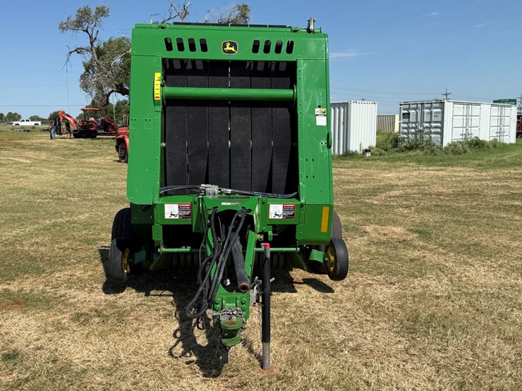 2021-john-deere-450e-image-8