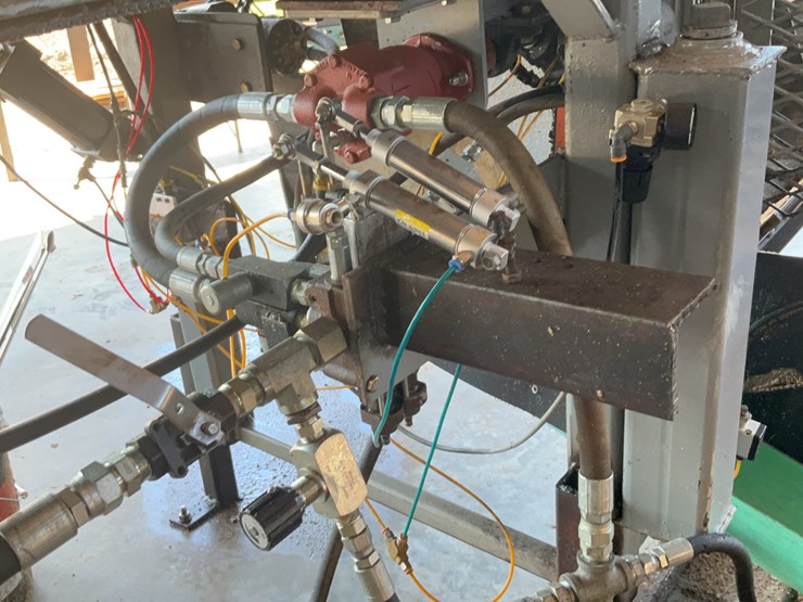 #123-•-automatic-slab-saw-image-11