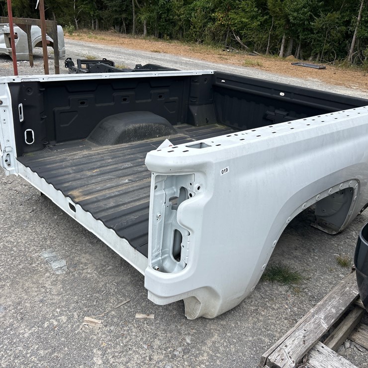 #94 • CHEVROLET SWB TRUCK BED