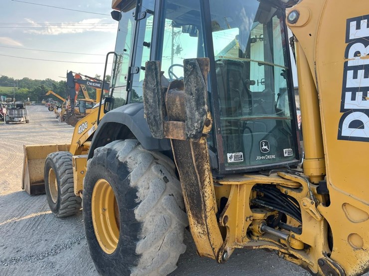 deere-410g-image-14