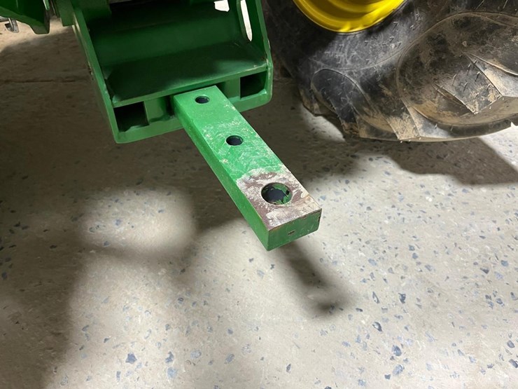 2021-john-deere-4044m-image-16