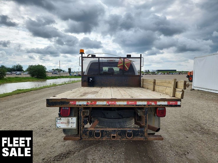 2015-ford-f350-image-24