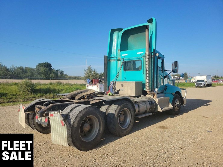 2014-kenworth-t660-image-4
