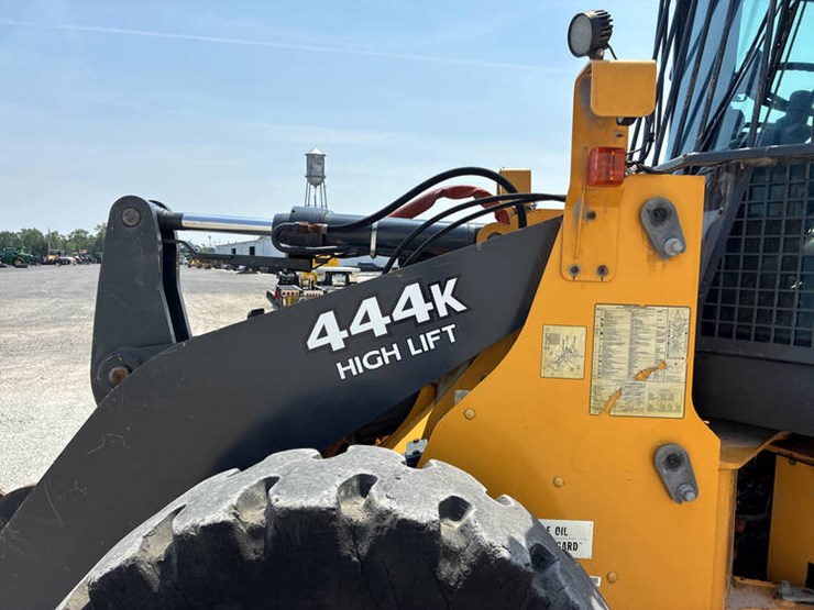 2018-john-deere-2018-image-24