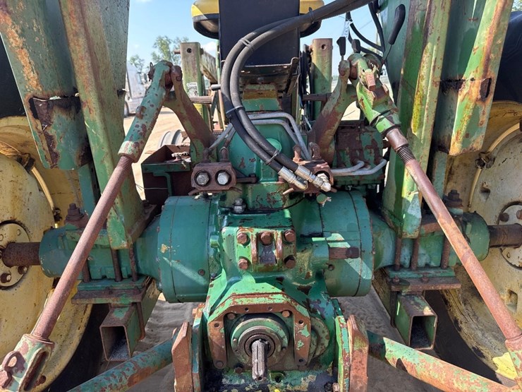 john-deere-2840-image-14
