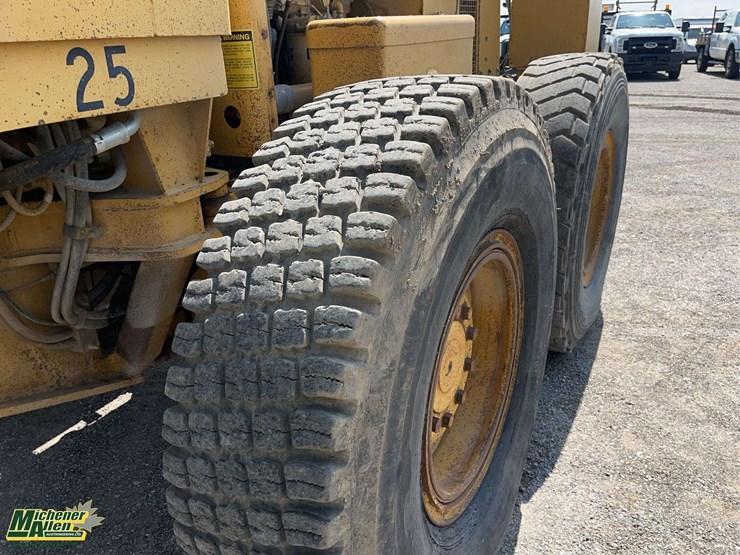 1989-caterpillar-140g-image-15
