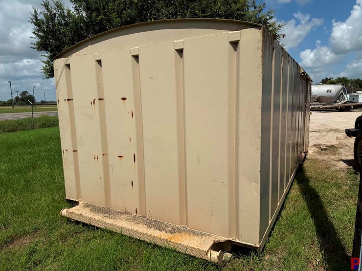 24’l-x-10.6’w-x-9’h-skidded-doghouse-w/-open-side-sliding-doors-image-2