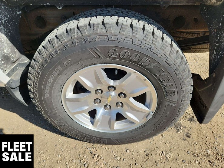 2018-chevrolet-silverado-1500-ls-image-33