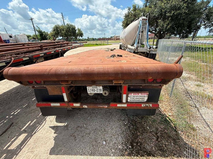 2010-clark-trailer-service-45’-x-102”-t/a-flatbed-oilfield-float-trailer-image-12