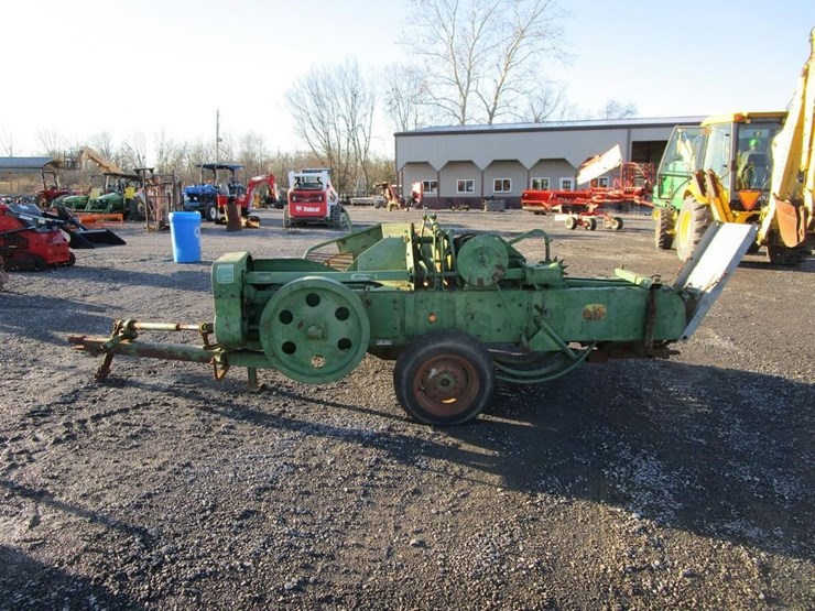 john-deere-24t-image-7