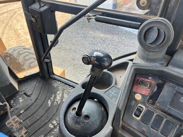 deere-410g-image-39