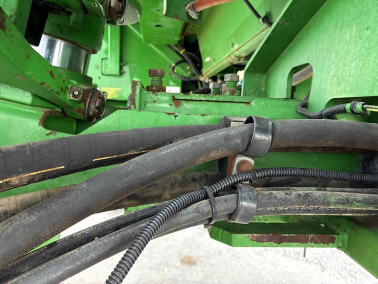 2003-john-deere-4710-image-70