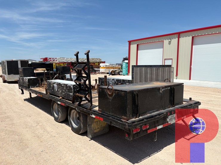 2012-big-tex-26’-x-102”-t/a-gooseneck-tool-transport-trailer-image-7