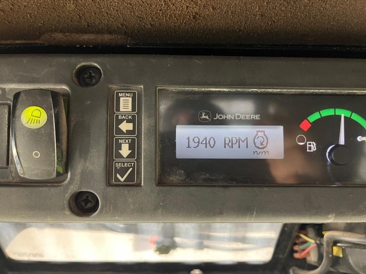 2018-john-deere-328-image-25