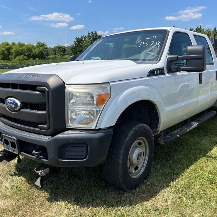 2011 FORD F350