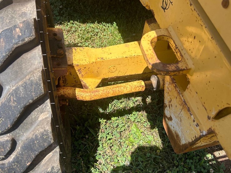 deere-310g-image-10