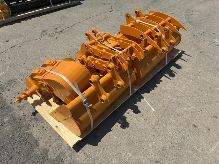 caterpillar-301.8-image-3