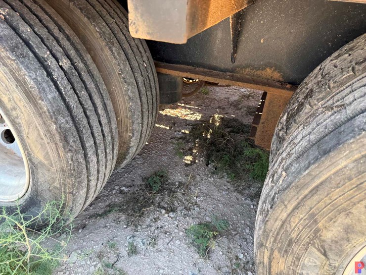 2012-total-equipment-and-service-15k-1-1/4”-4-axle-coil-tubing--trailer-image-37