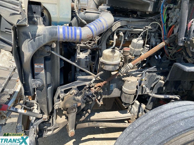 2019-peterbilt-579-image-22
