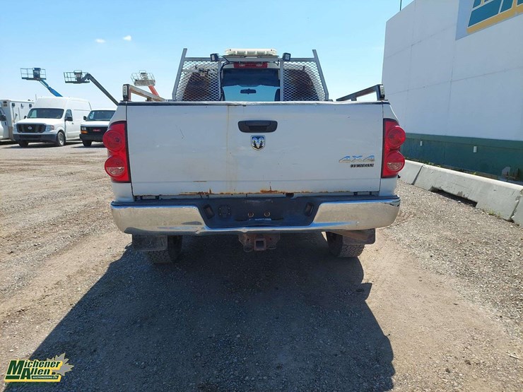 2009-dodge-ram-2500-image-15