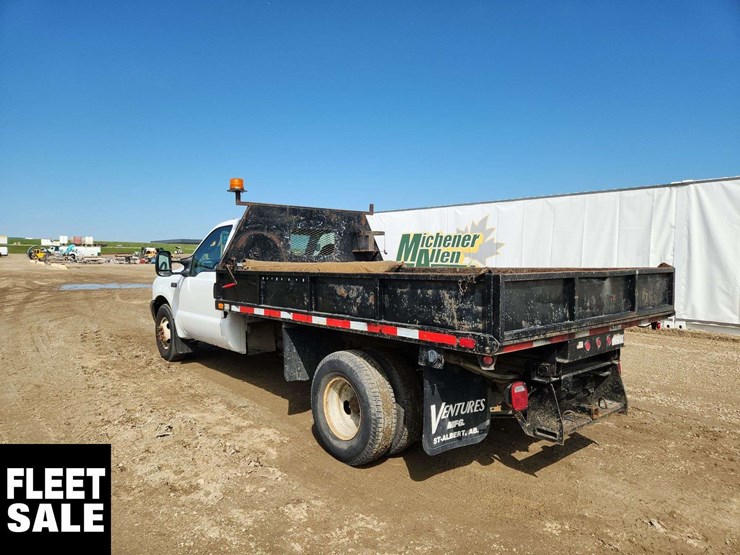 2004-ford-f350-image-3