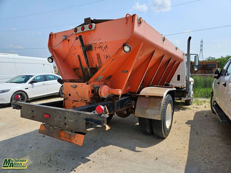 2006-international-durastar-4400-image-4