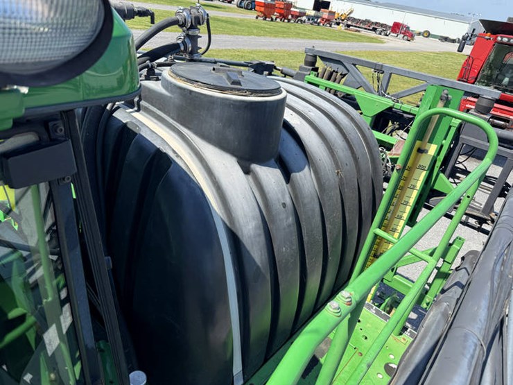 2005-john-deere-4720-image-49