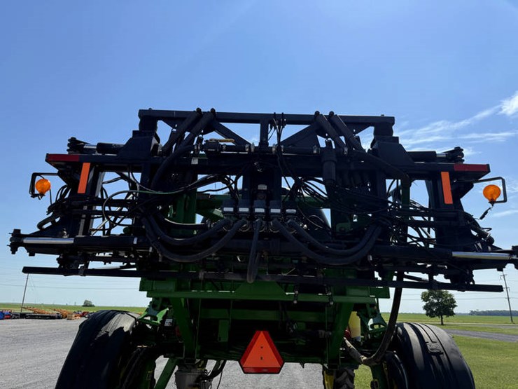 2005-john-deere-4720-image-30