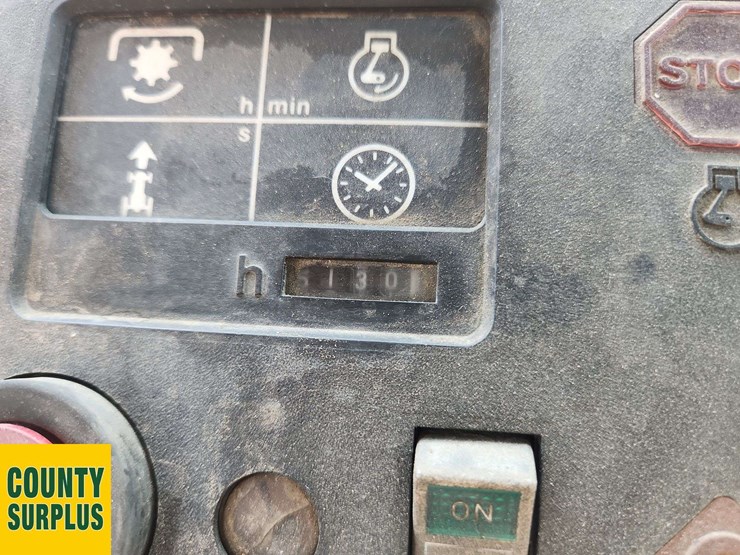 1988-john-deere-4650-image-18
